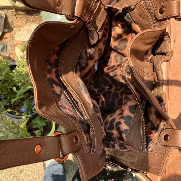 NWT B. Makowsky Bohemian Brown Leather & Rose Gold Hardware Shoulder Bag Boho - Picture 6 of 13